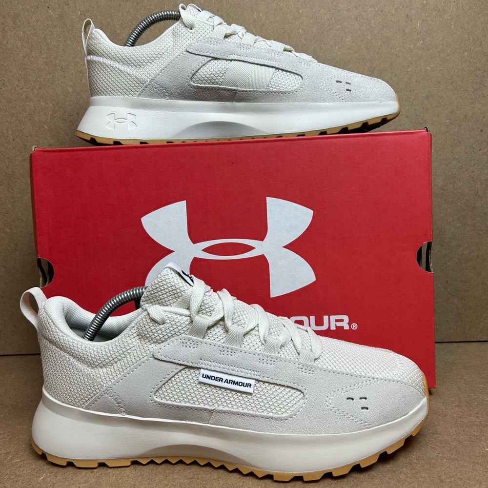 New Under Armour Street Mirage Cream Women’s Athletic Shoes Size 9.5